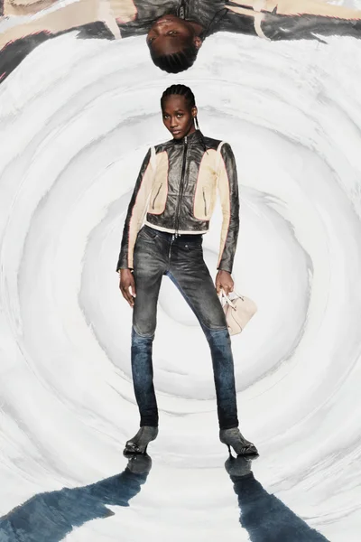 Look 44